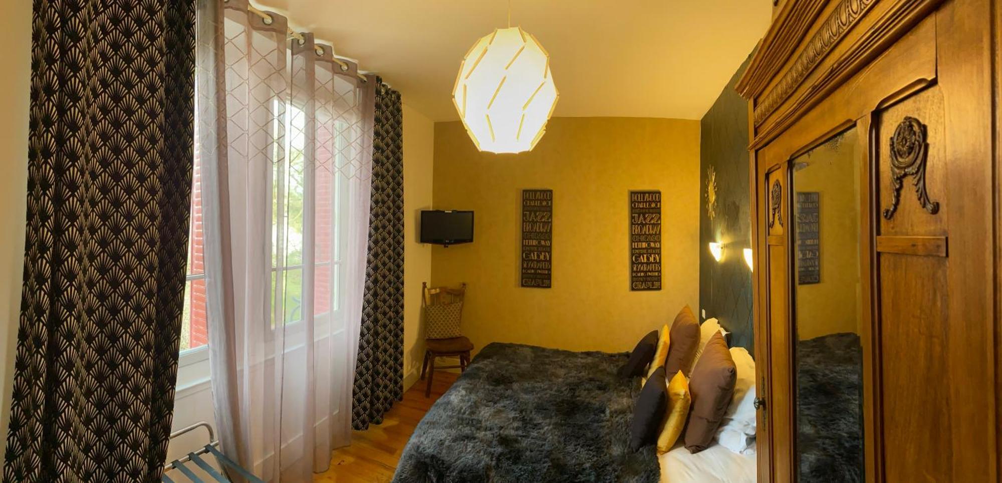 Logis Hotel Bellevue Restaurant La Pomme D'Or Coucy-le-Château-Auffrique المظهر الخارجي الصورة